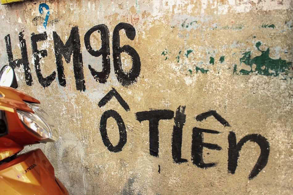 Những[-]con[-]hẻm[-]thú[-]vị[-]làm[-]nên[-]vẻ[-]đẹp[-]Sài[-]Gòn[-]